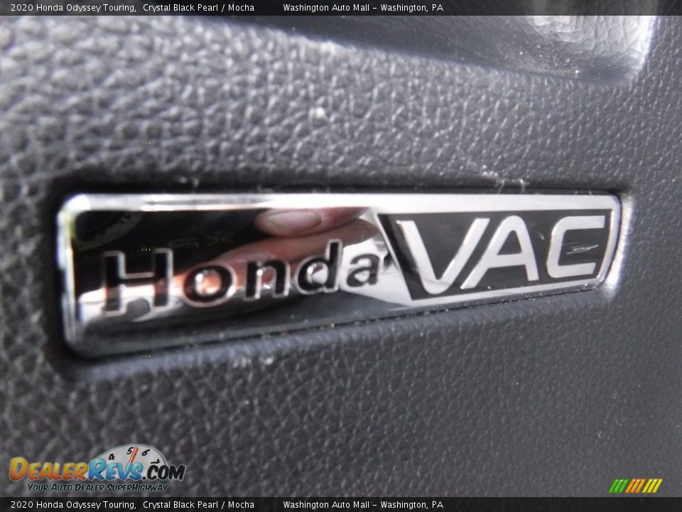 2020 Honda Odyssey Touring Crystal Black Pearl / Mocha Photo #14