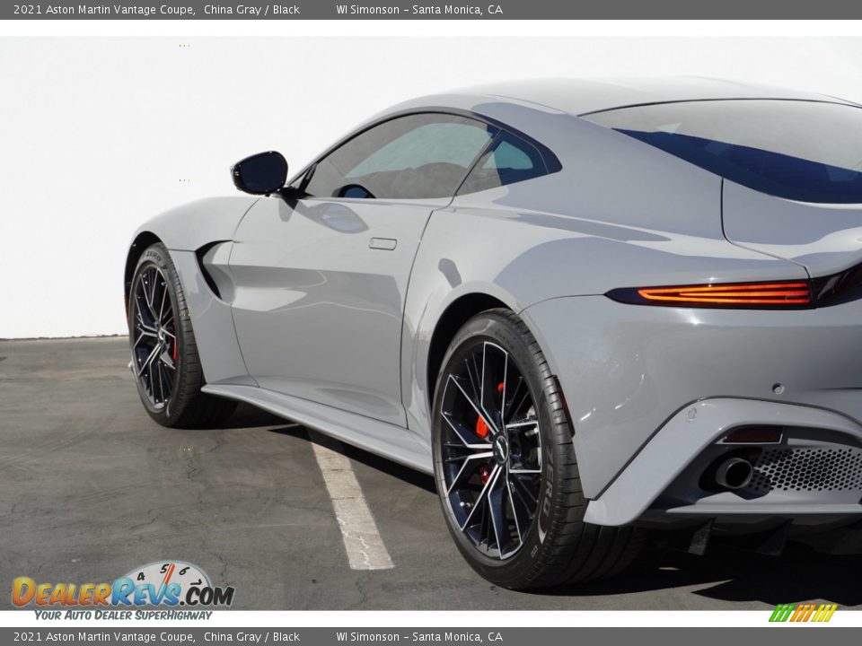 2021 Aston Martin Vantage Coupe China Gray / Black Photo #8