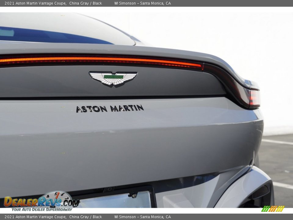 2021 Aston Martin Vantage Coupe Logo Photo #10