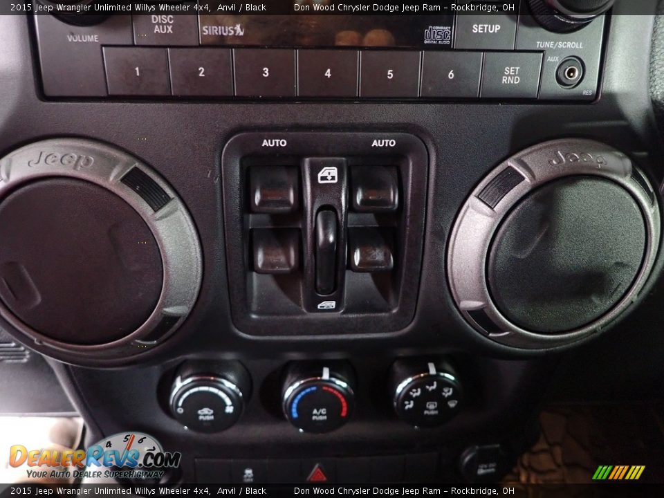 2015 Jeep Wrangler Unlimited Willys Wheeler 4x4 Anvil / Black Photo #17