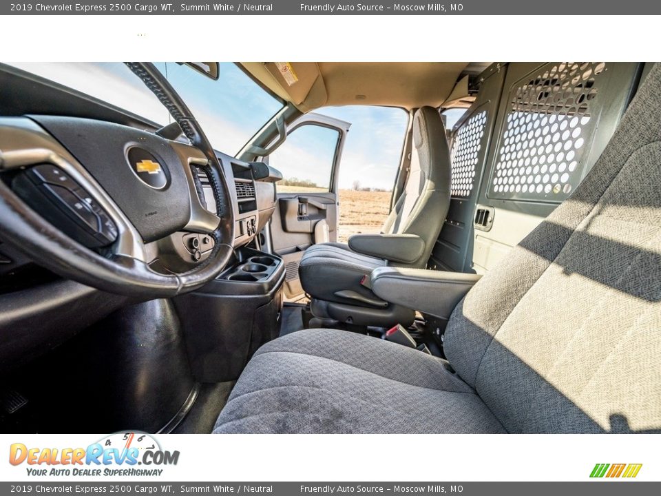 2019 Chevrolet Express 2500 Cargo WT Summit White / Neutral Photo #18