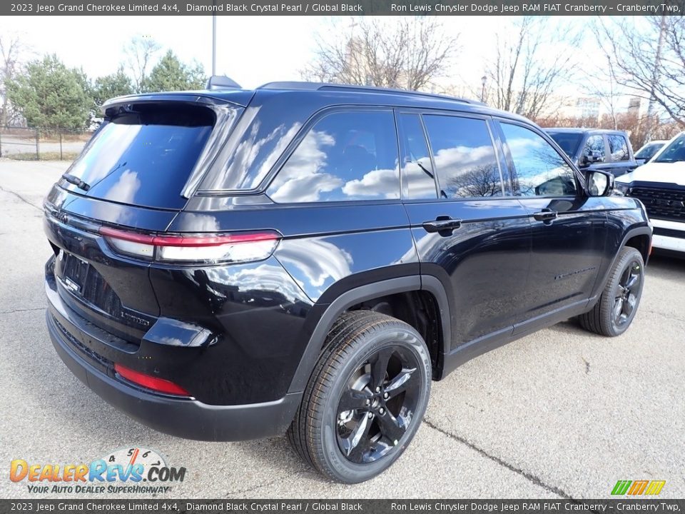 2023 Jeep Grand Cherokee Limited 4x4 Diamond Black Crystal Pearl / Global Black Photo #5
