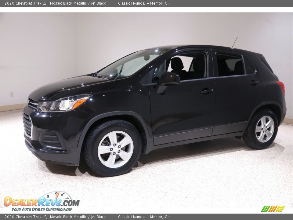 2020 Chevrolet Trax LS Mosaic Black Metallic / Jet Black Photo #3