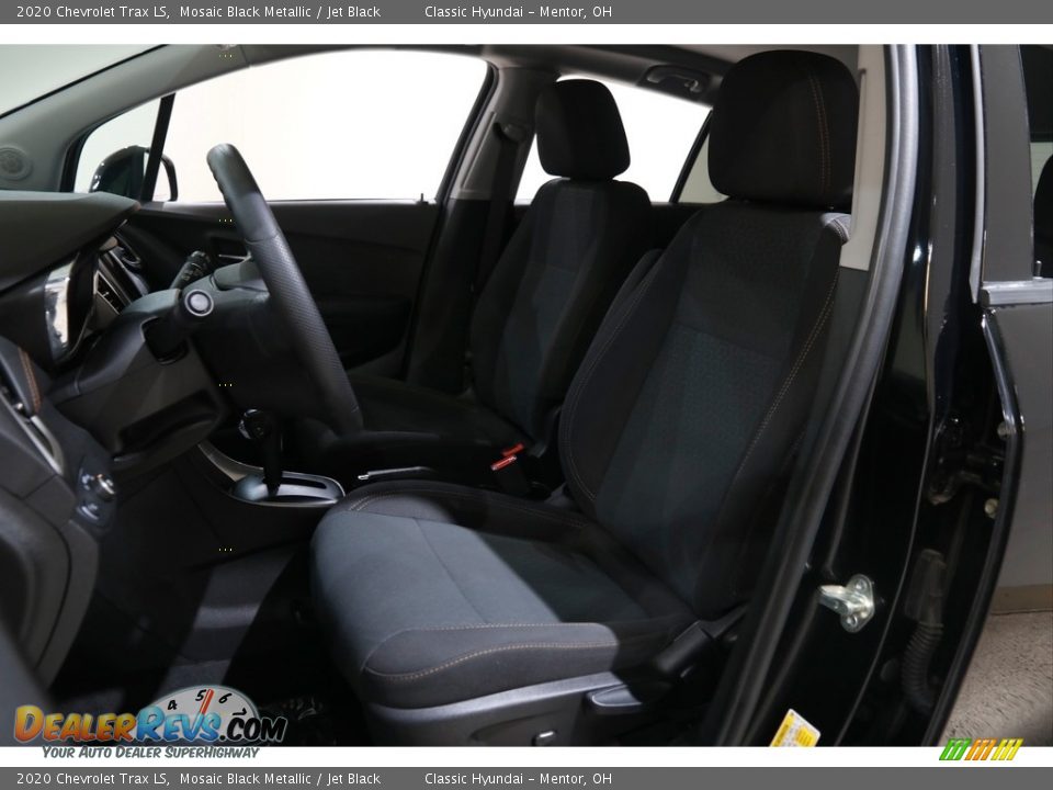 2020 Chevrolet Trax LS Mosaic Black Metallic / Jet Black Photo #5