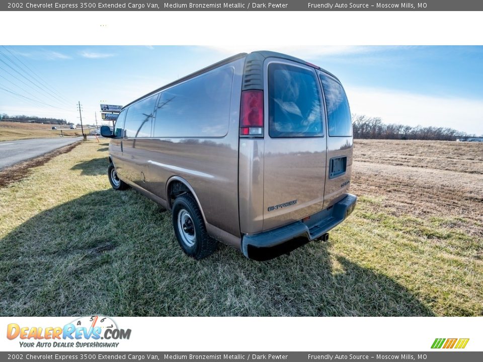 2002 Chevrolet Express 3500 Extended Cargo Van Medium Bronzemist Metallic / Dark Pewter Photo #6