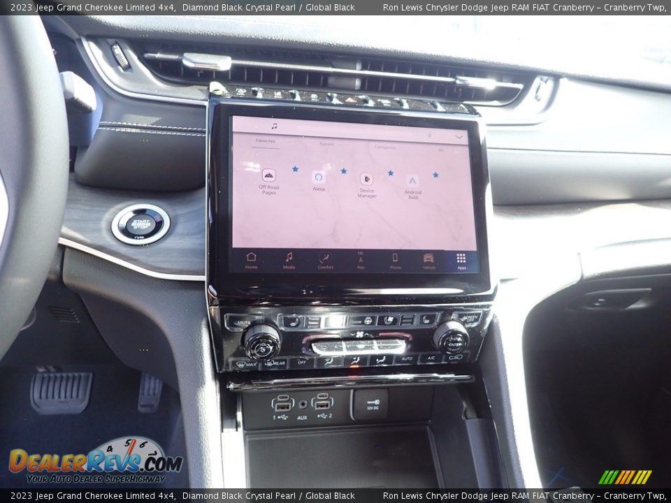 2023 Jeep Grand Cherokee Limited 4x4 Diamond Black Crystal Pearl / Global Black Photo #18