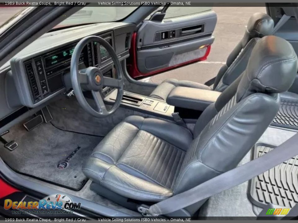 Gray Interior - 1989 Buick Reatta Coupe Photo #13