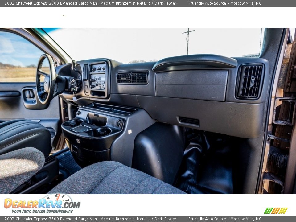 Dashboard of 2002 Chevrolet Express 3500 Extended Cargo Van Photo #22