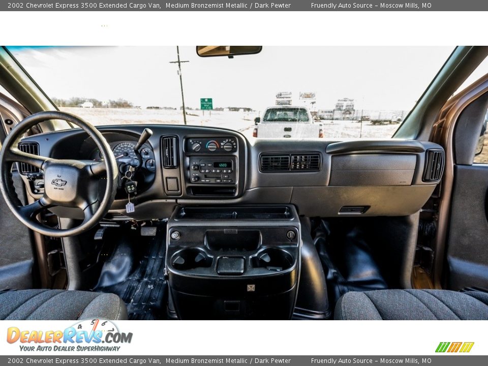 Dashboard of 2002 Chevrolet Express 3500 Extended Cargo Van Photo #25