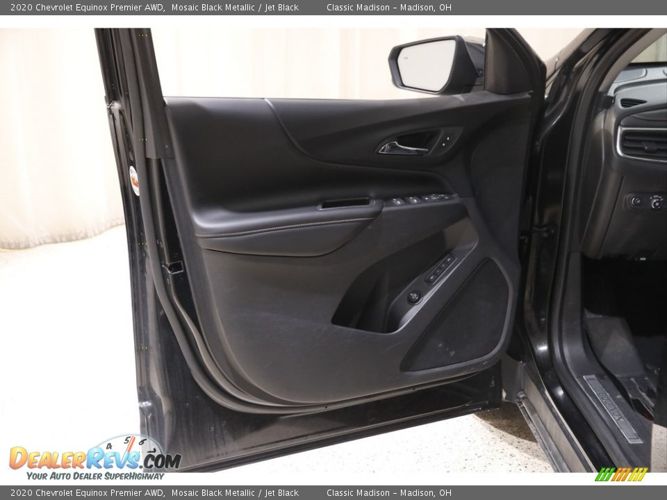 2020 Chevrolet Equinox Premier AWD Mosaic Black Metallic / Jet Black Photo #4
