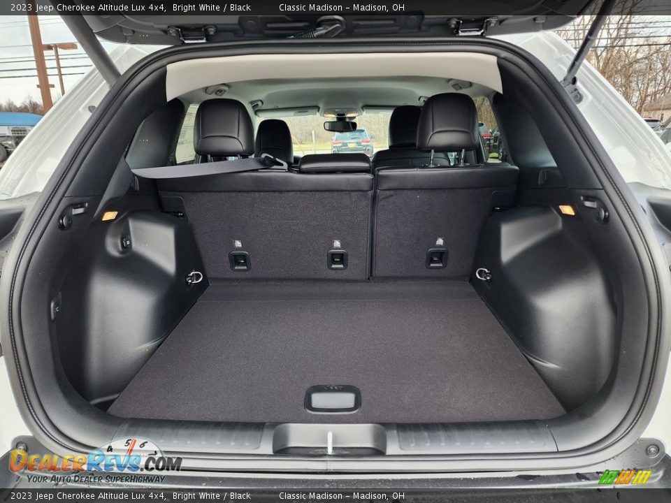 2023 Jeep Cherokee Altitude Lux 4x4 Trunk Photo #11