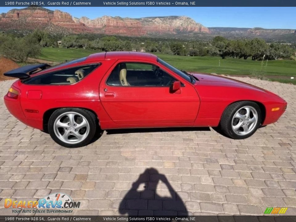 1988 Porsche 928 S4 Guards Red / Cashmere Photo #2