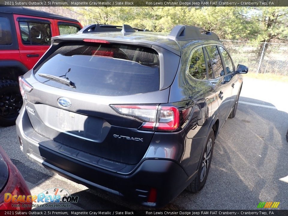 2021 Subaru Outback 2.5i Premium Magnetite Gray Metallic / Slate Black Photo #4