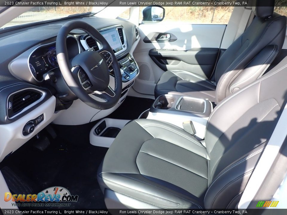 Front Seat of 2023 Chrysler Pacifica Touring L Photo #14