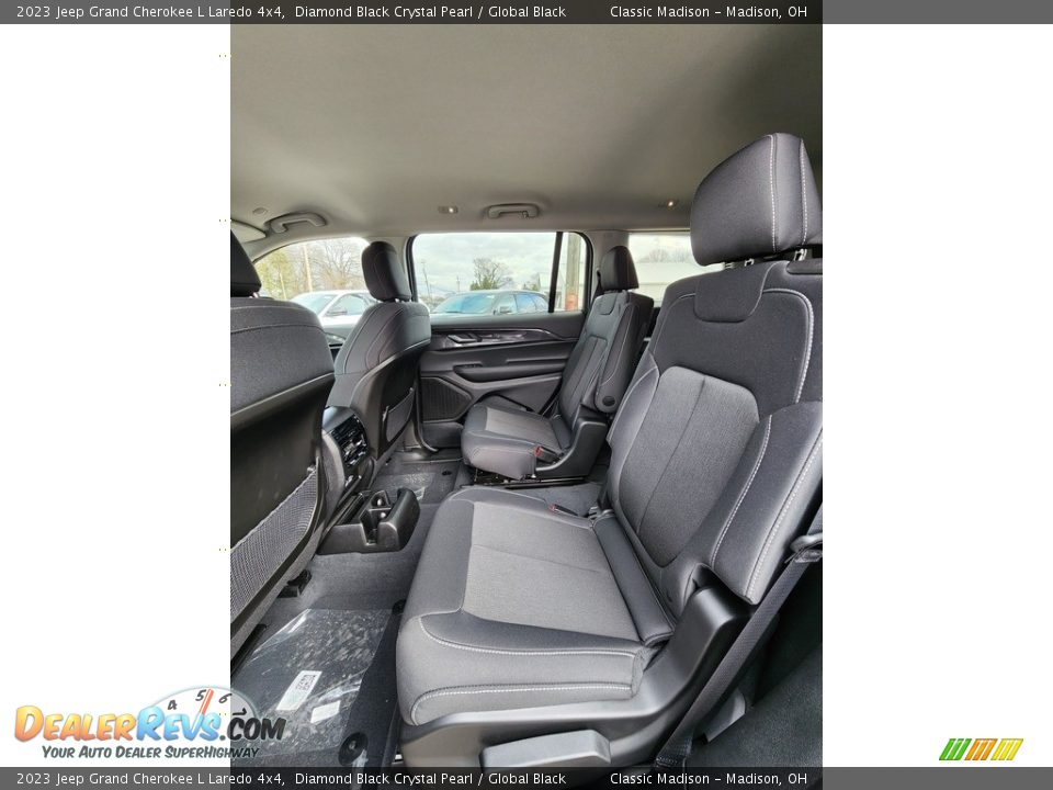 2023 Jeep Grand Cherokee L Laredo 4x4 Diamond Black Crystal Pearl / Global Black Photo #3