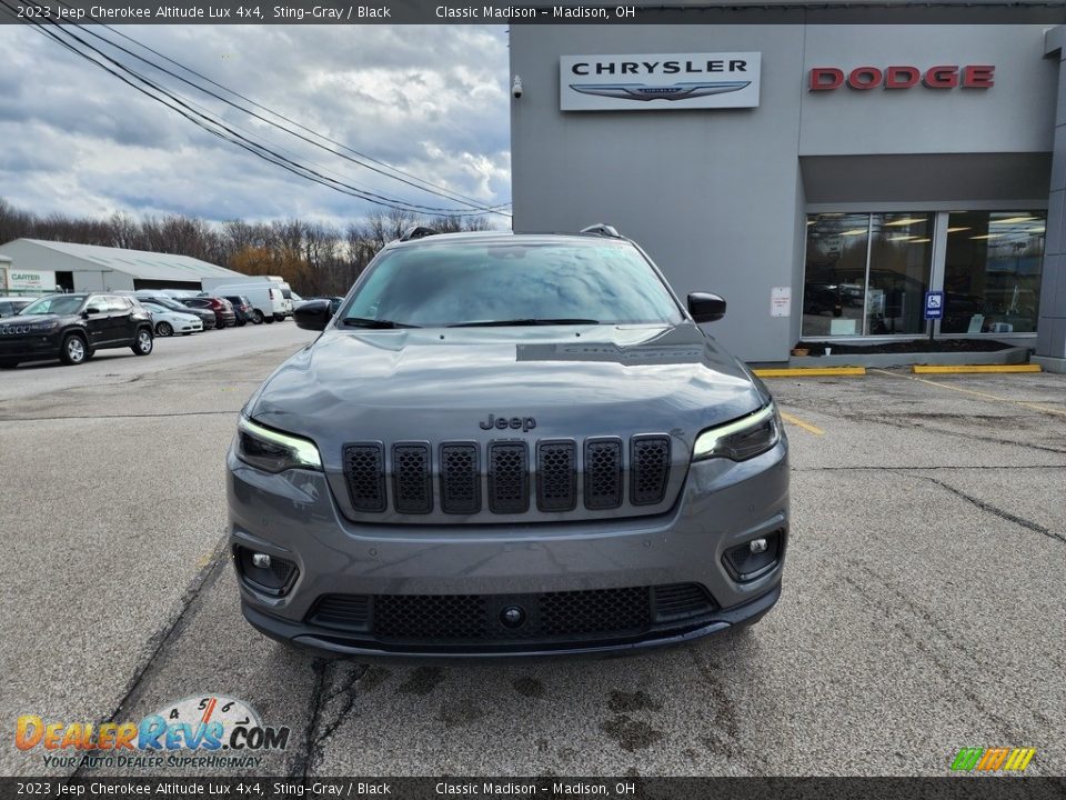 2023 Jeep Cherokee Altitude Lux 4x4 Sting-Gray / Black Photo #7