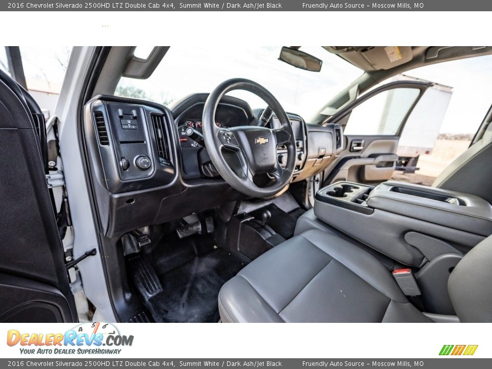 Front Seat of 2016 Chevrolet Silverado 2500HD LTZ Double Cab 4x4 Photo #19