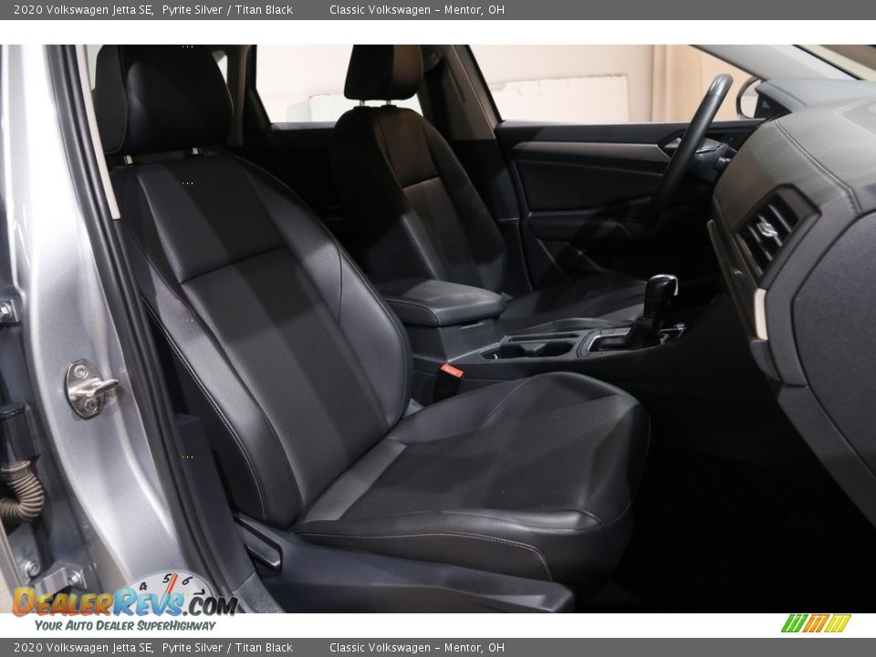 2020 Volkswagen Jetta SE Pyrite Silver / Titan Black Photo #14