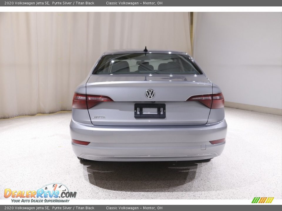 2020 Volkswagen Jetta SE Pyrite Silver / Titan Black Photo #17