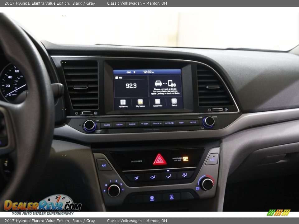 2017 Hyundai Elantra Value Edition Black / Gray Photo #9