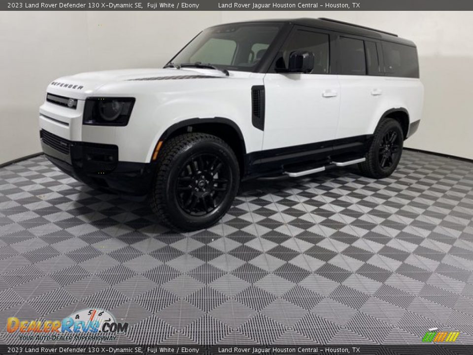 2023 Land Rover Defender 130 X-Dynamic SE Fuji White / Ebony Photo #1