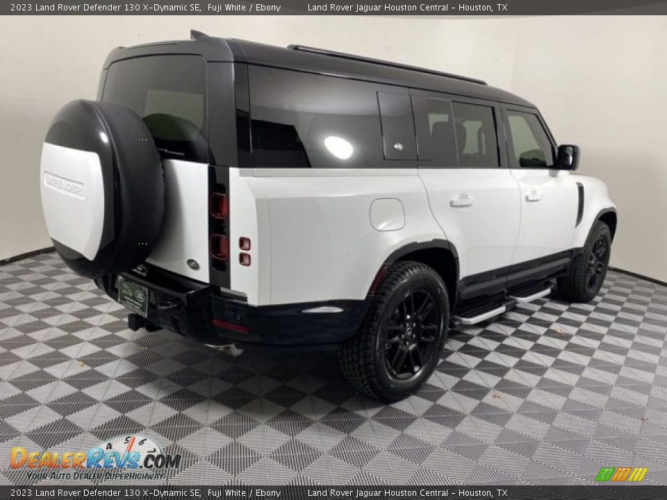 2023 Land Rover Defender 130 X-Dynamic SE Fuji White / Ebony Photo #2