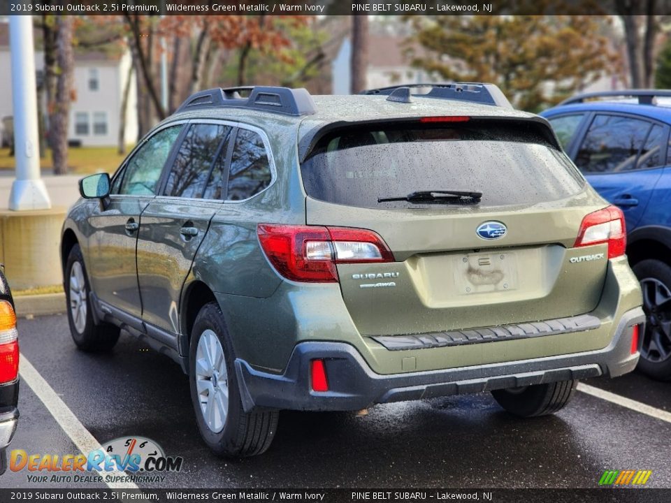 2019 Subaru Outback 2.5i Premium Wilderness Green Metallic / Warm Ivory Photo #7