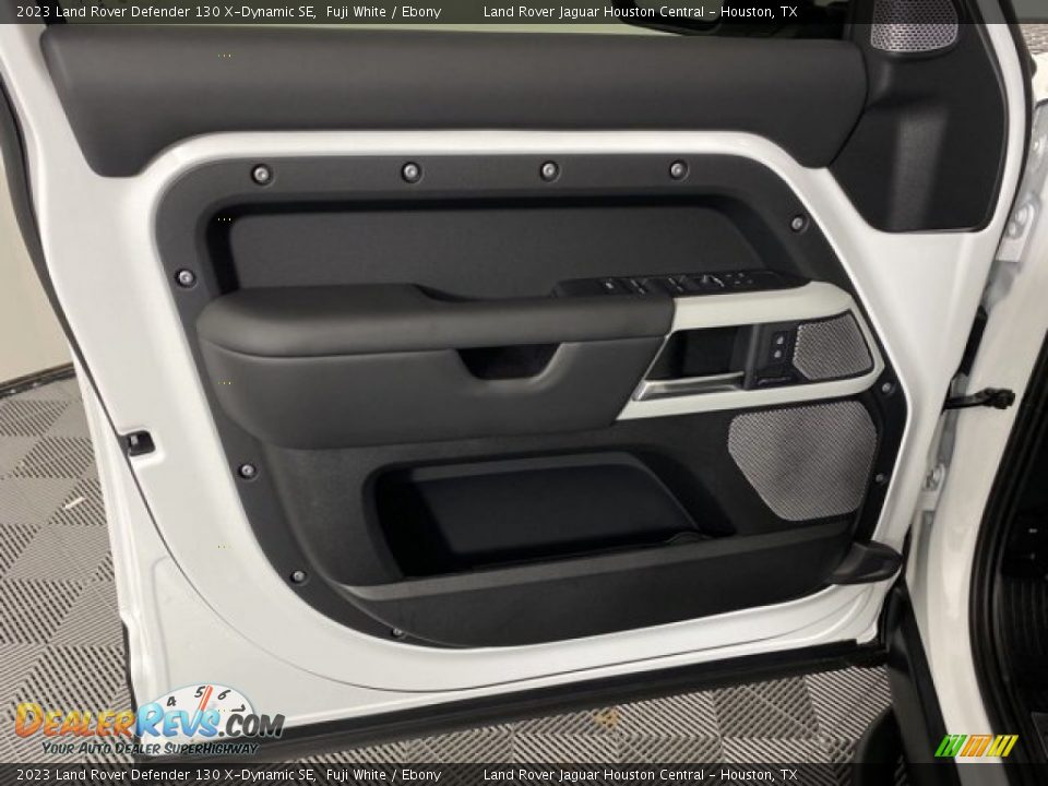 2023 Land Rover Defender 130 X-Dynamic SE Fuji White / Ebony Photo #13