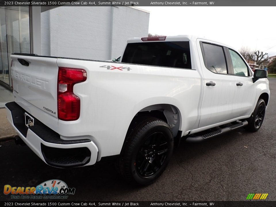 2023 Chevrolet Silverado 1500 Custom Crew Cab 4x4 Summit White / Jet Black Photo #3
