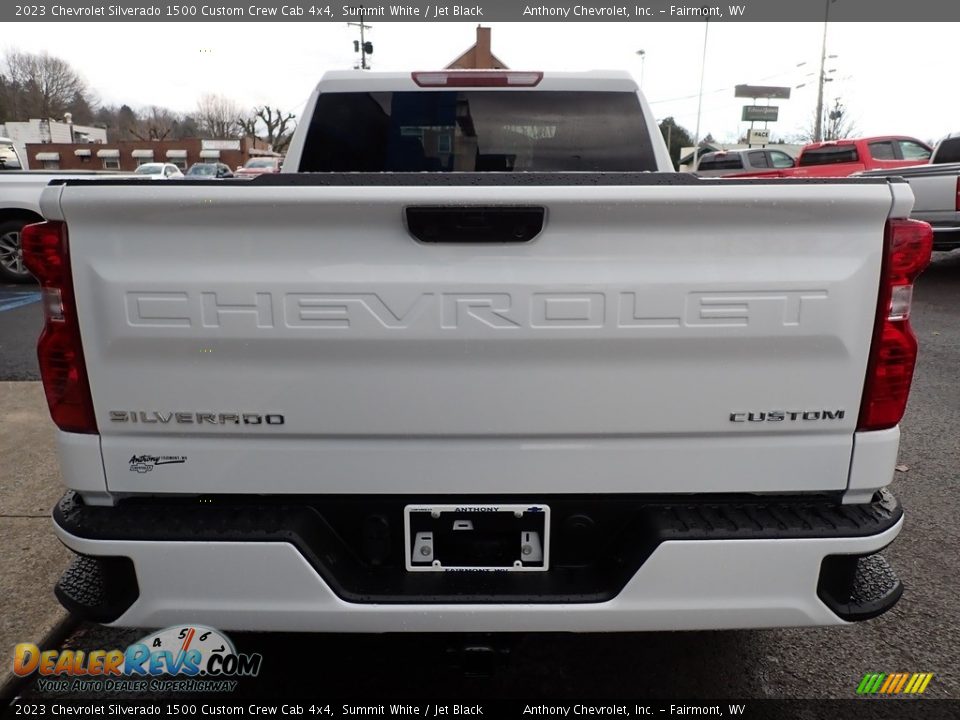 2023 Chevrolet Silverado 1500 Custom Crew Cab 4x4 Summit White / Jet Black Photo #4