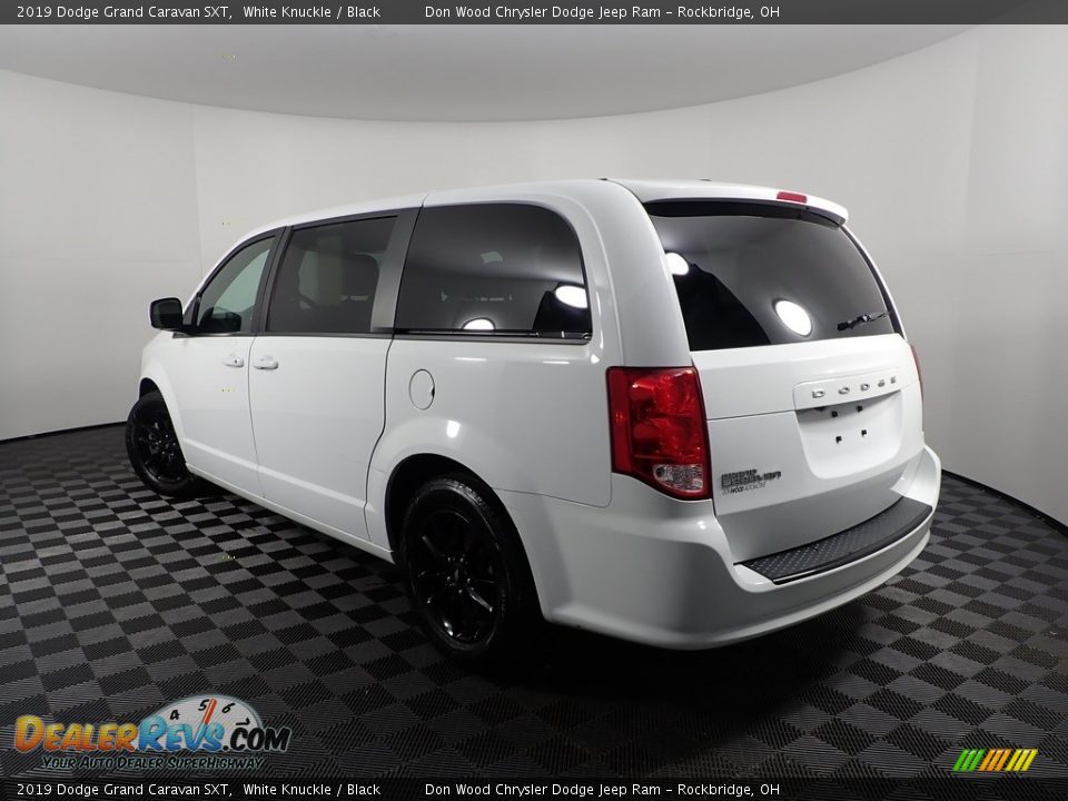 2019 Dodge Grand Caravan SXT White Knuckle / Black Photo #7