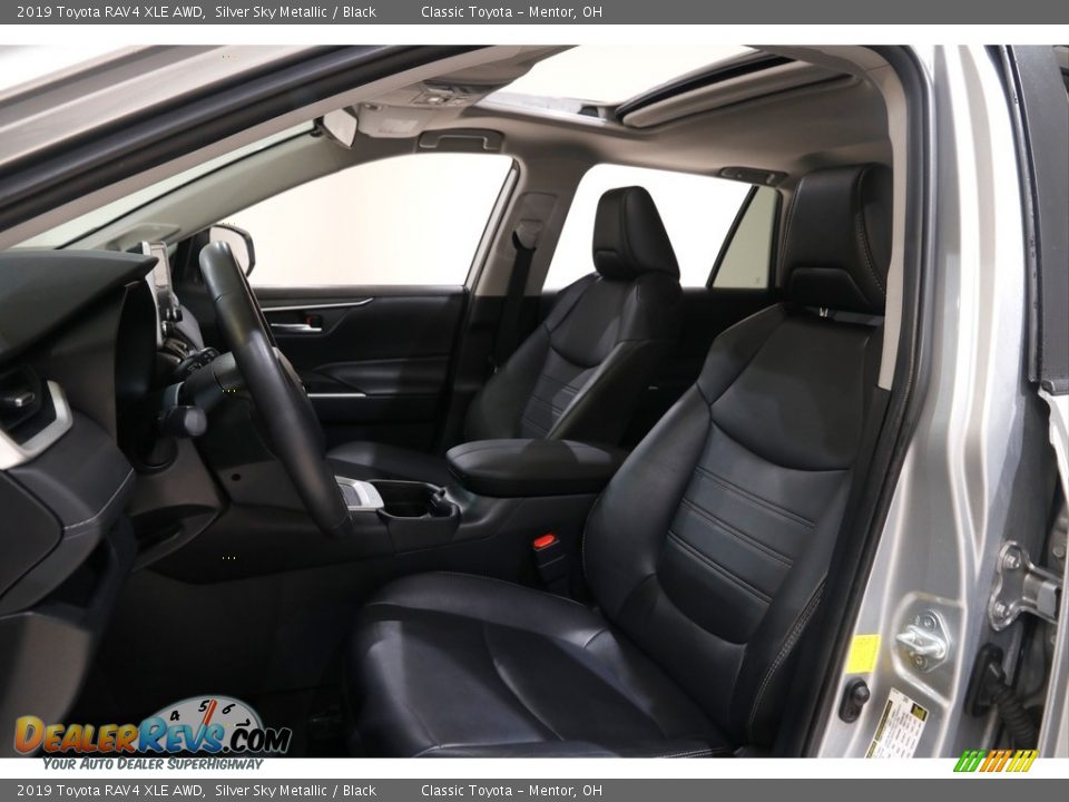 2019 Toyota RAV4 XLE AWD Silver Sky Metallic / Black Photo #5
