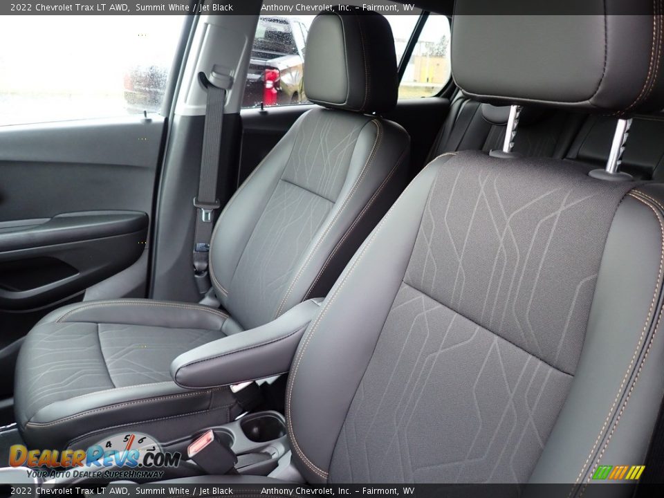Front Seat of 2022 Chevrolet Trax LT AWD Photo #11
