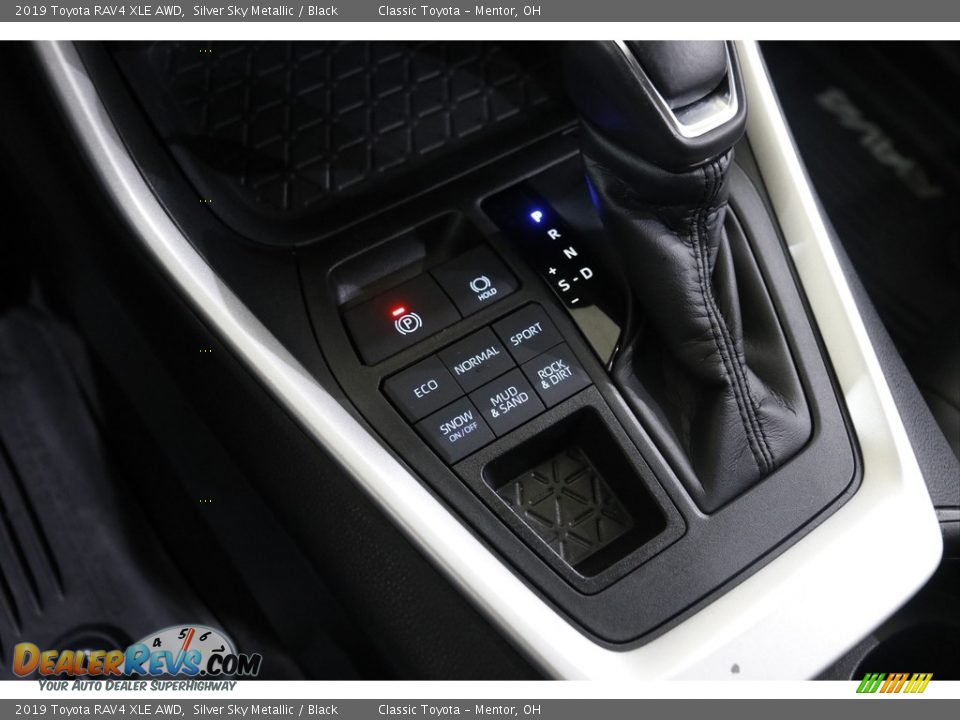 2019 Toyota RAV4 XLE AWD Silver Sky Metallic / Black Photo #14