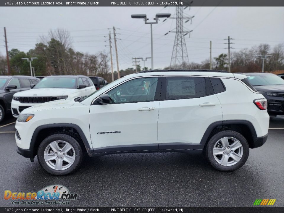 Bright White 2022 Jeep Compass Latitude 4x4 Photo #3