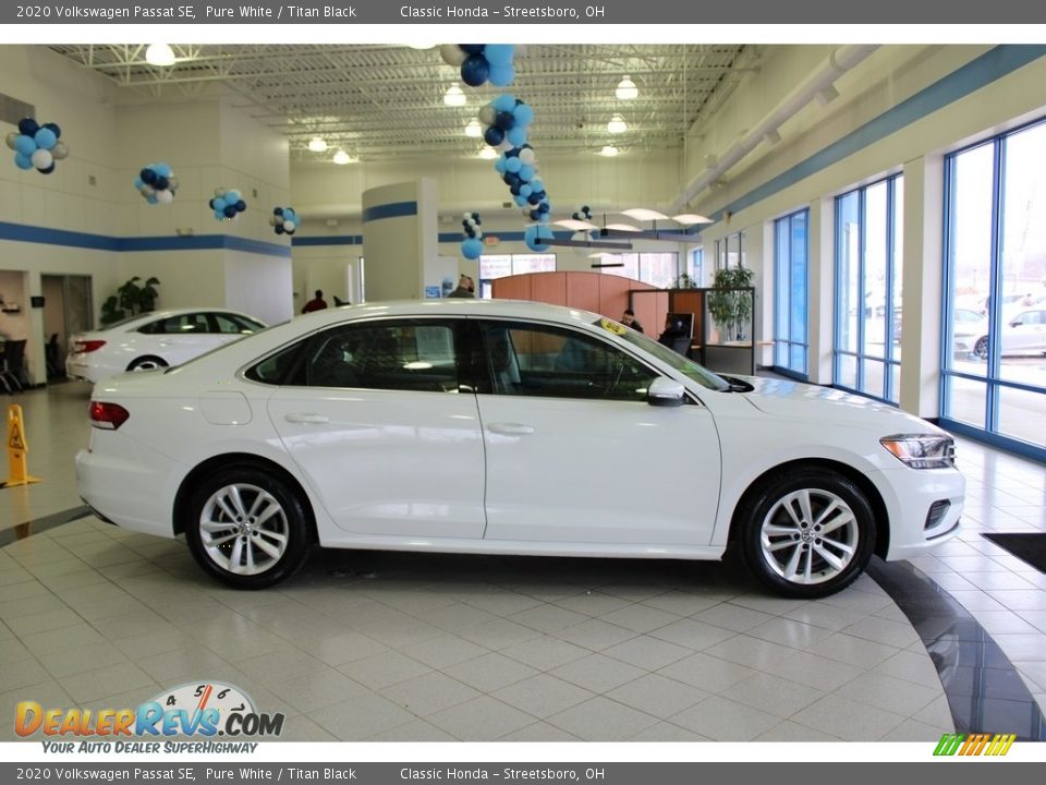 Pure White 2020 Volkswagen Passat SE Photo #4