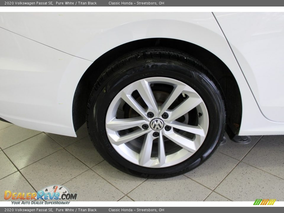2020 Volkswagen Passat SE Wheel Photo #6