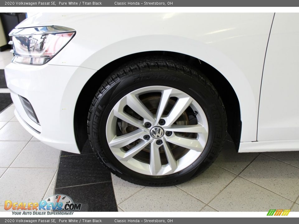 2020 Volkswagen Passat SE Wheel Photo #12