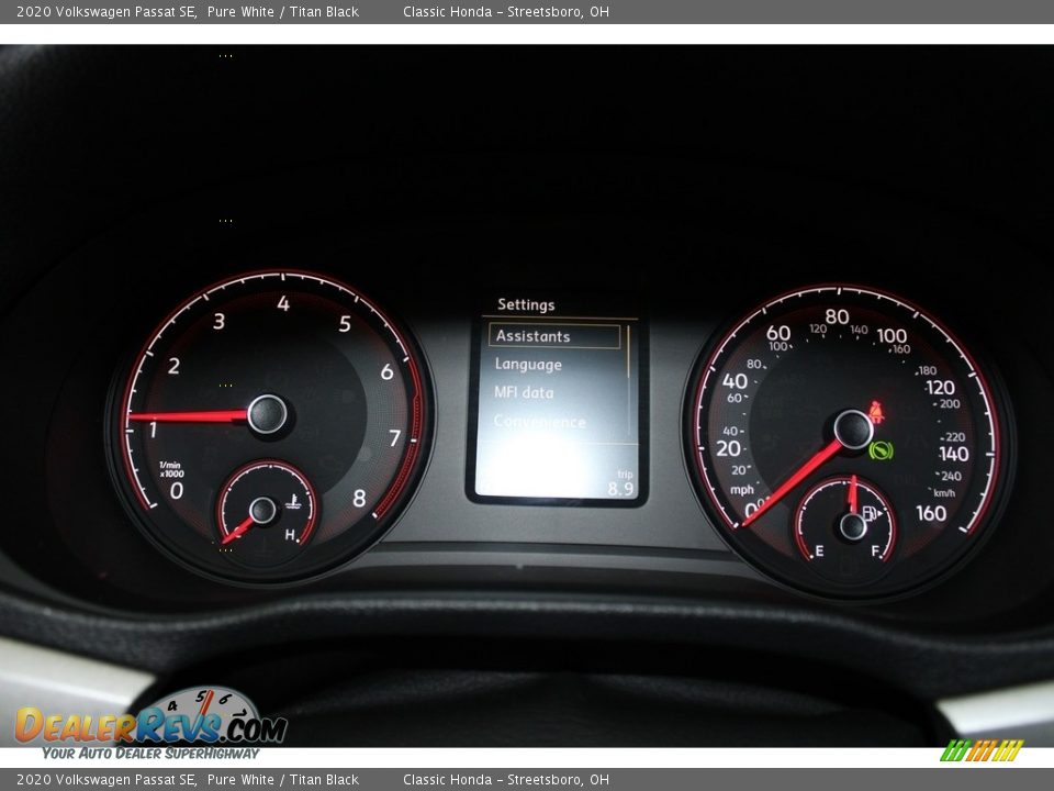 2020 Volkswagen Passat SE Gauges Photo #30