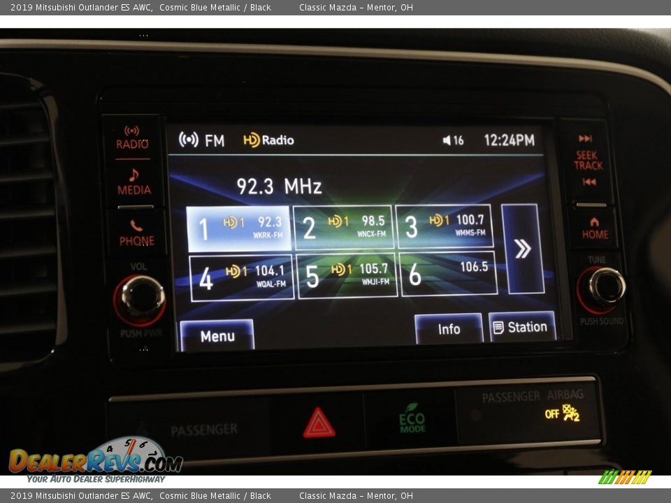 2019 Mitsubishi Outlander ES AWC Cosmic Blue Metallic / Black Photo #10