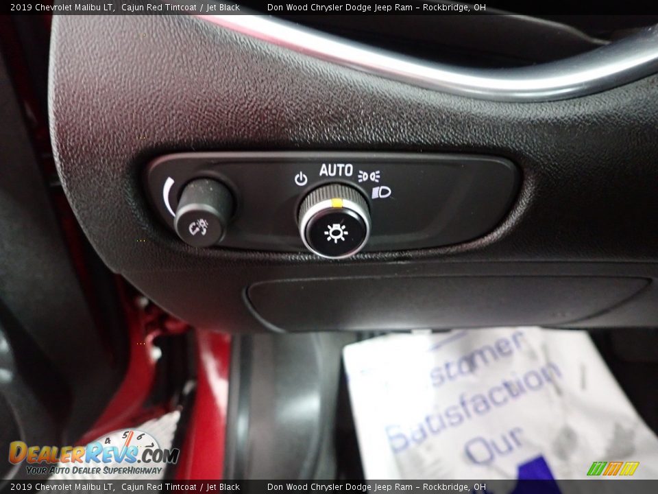 2019 Chevrolet Malibu LT Cajun Red Tintcoat / Jet Black Photo #15