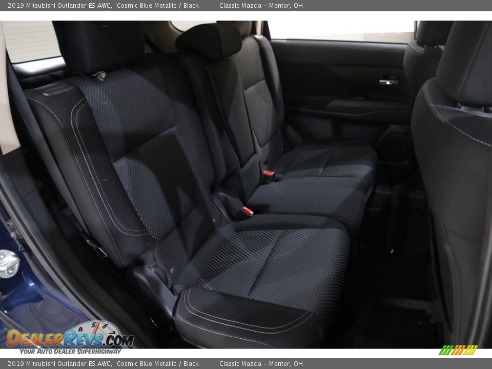 2019 Mitsubishi Outlander ES AWC Cosmic Blue Metallic / Black Photo #17