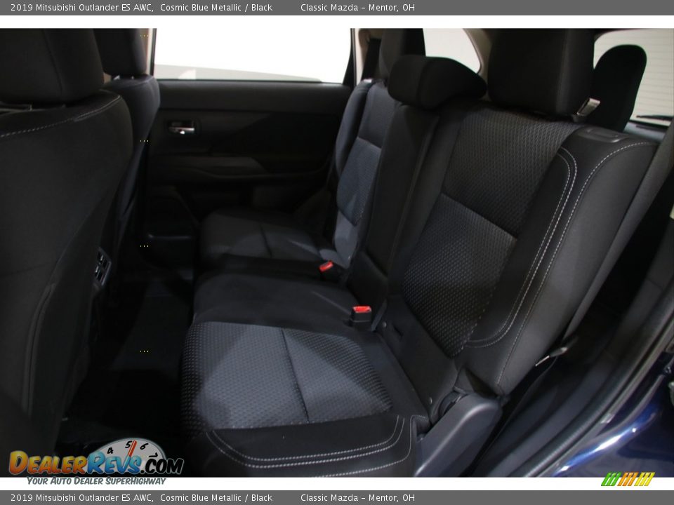 2019 Mitsubishi Outlander ES AWC Cosmic Blue Metallic / Black Photo #18