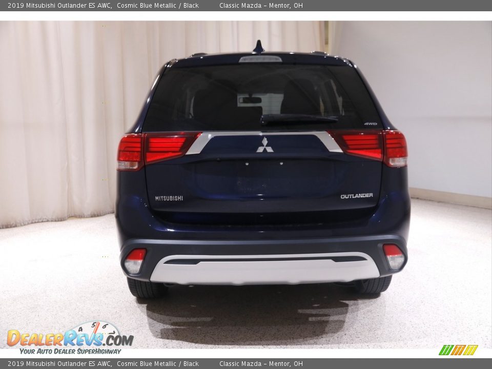 2019 Mitsubishi Outlander ES AWC Cosmic Blue Metallic / Black Photo #20