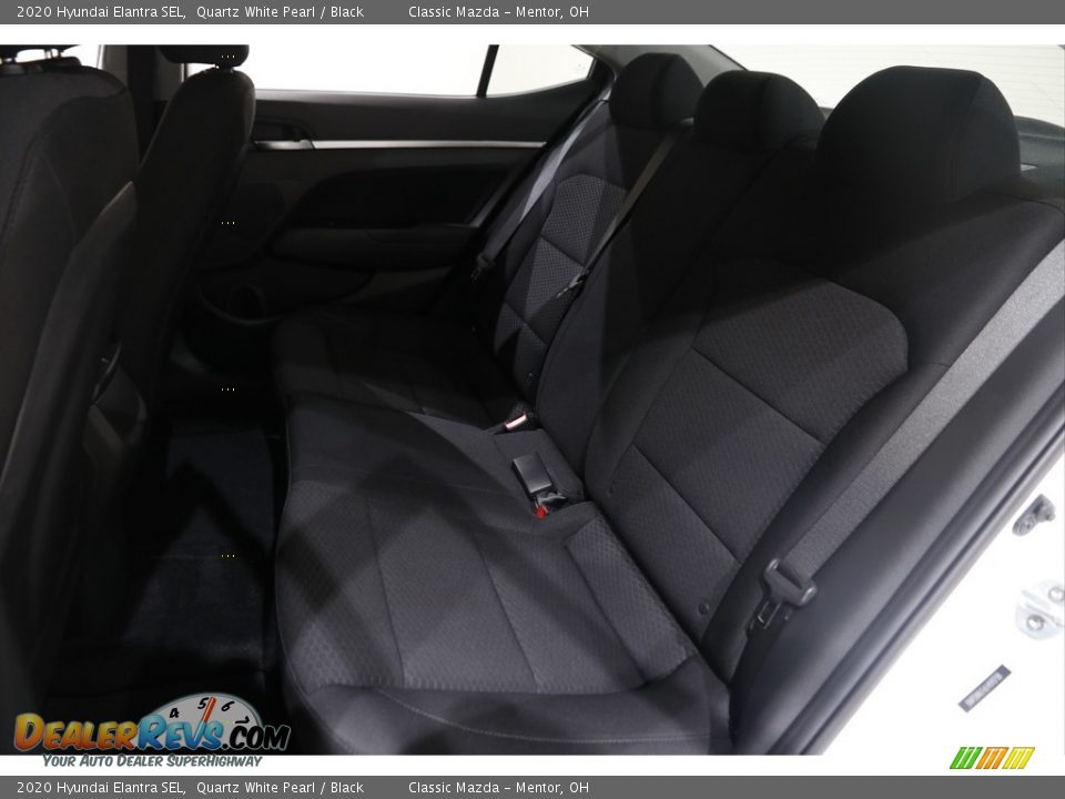 2020 Hyundai Elantra SEL Quartz White Pearl / Black Photo #16