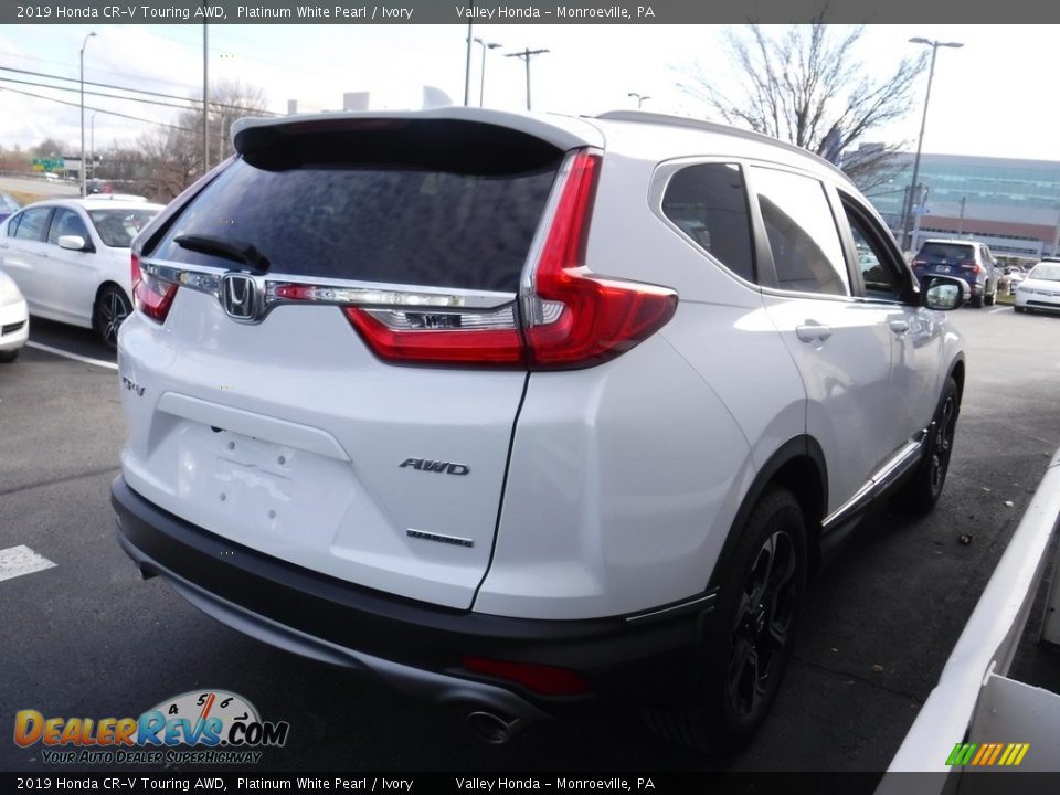 2019 Honda CR-V Touring AWD Platinum White Pearl / Ivory Photo #7