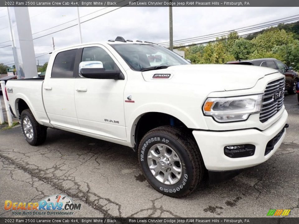 Front 3/4 View of 2022 Ram 2500 Laramie Crew Cab 4x4 Photo #7