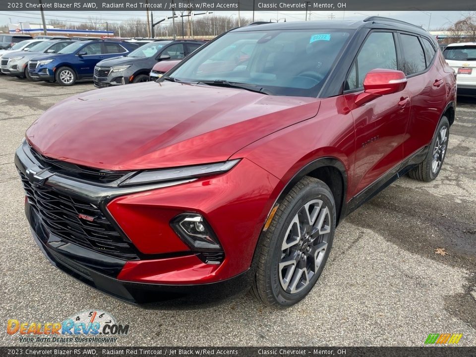 Front 3/4 View of 2023 Chevrolet Blazer RS AWD Photo #2
