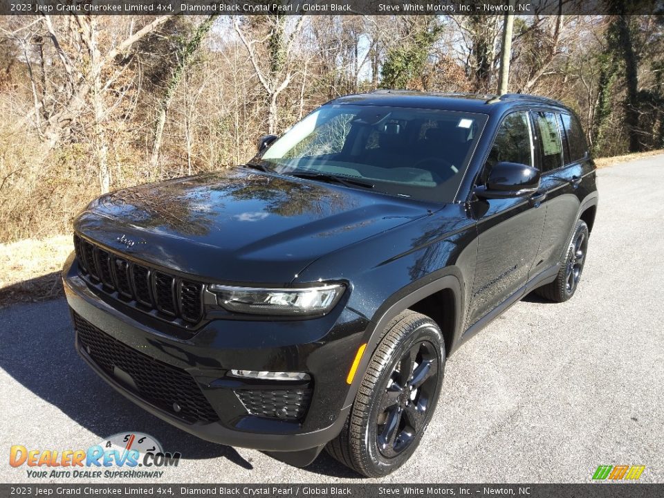 2023 Jeep Grand Cherokee Limited 4x4 Diamond Black Crystal Pearl / Global Black Photo #2