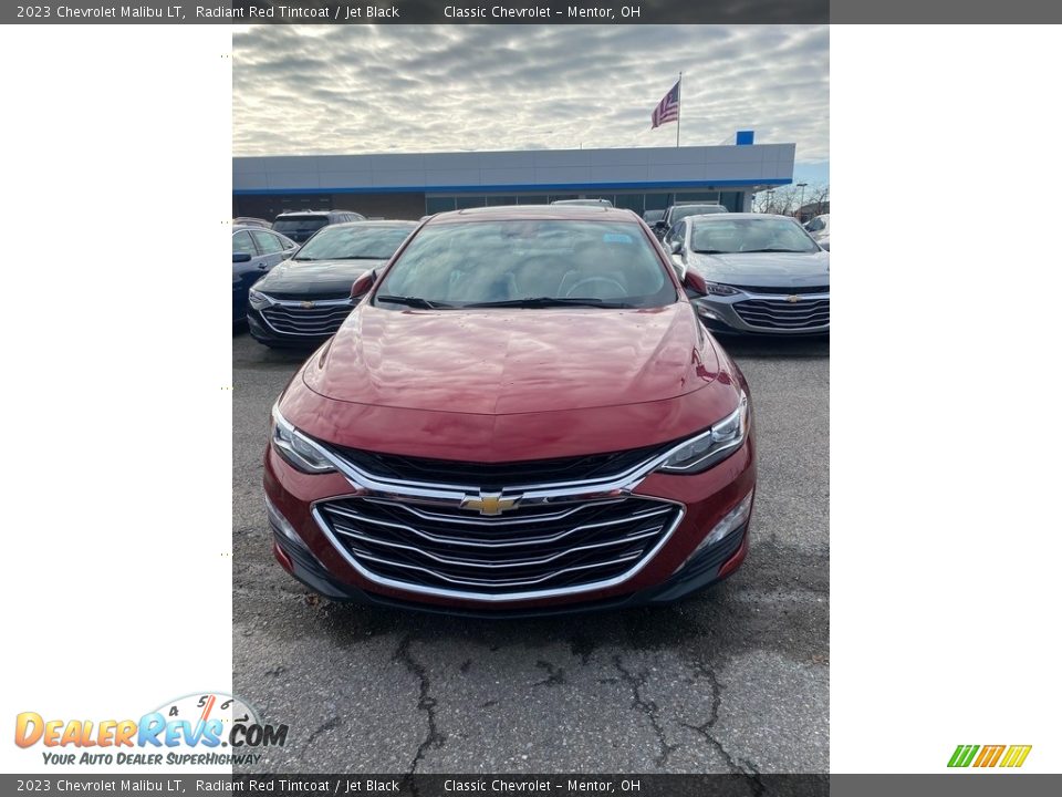 2023 Chevrolet Malibu LT Radiant Red Tintcoat / Jet Black Photo #1